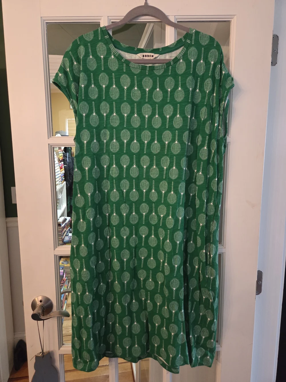 Boden Green and White Tennis Racket Print Jersey Dress - Size 16-18R - Picture 4 of 10